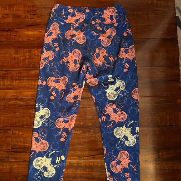 Make offer! 2 LuLaRoe Disney Minnie Mouse soft leggings bundle - Picture 7 of 9